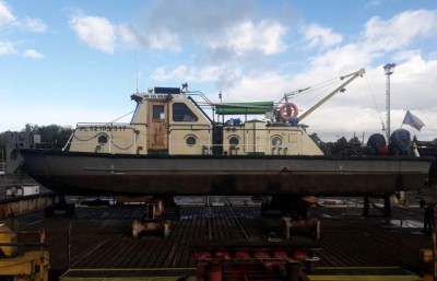 Tlačný remorkér MR-165 CS Kolín PL 105517 obdobana loď Šumava.jpg