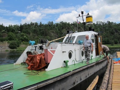 remorkér Klára typ MR-165 vory 2012 Štěchovice.jpeg